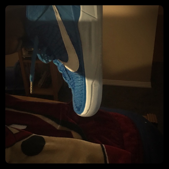 Shoes sneakers - Picture 1 of 6